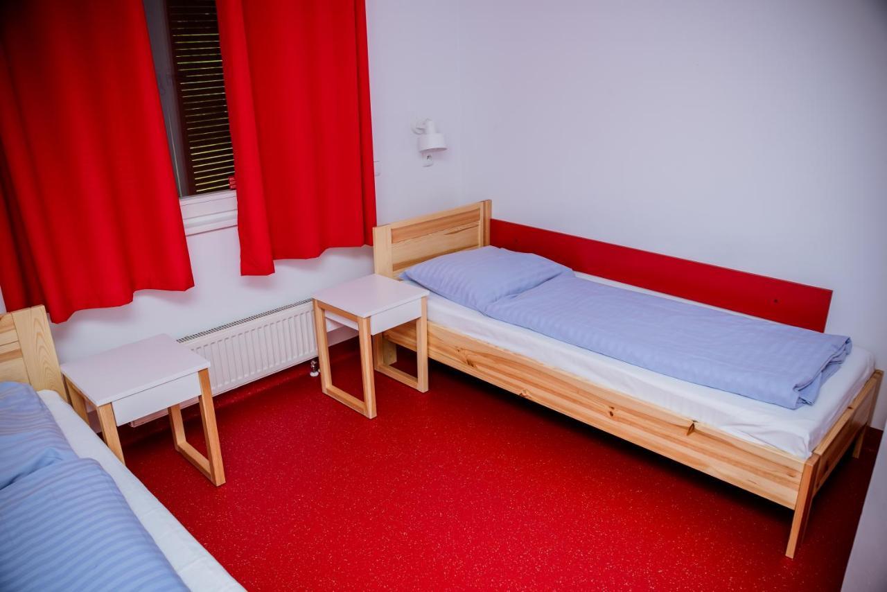 Miedzynarodowy Dom Spotkan Mlodziezy W Oswiecimiu Oświecim Exterior foto